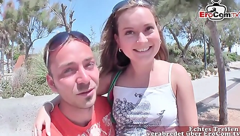 Heibe Blondine Wird Am Strand Angesprochen Und Zum Ficken Mit Genommen