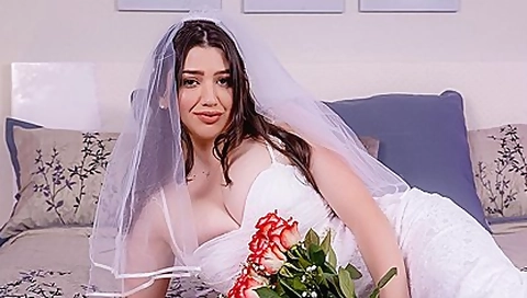 She Was Unhappy With Her Husband - Alyx Star