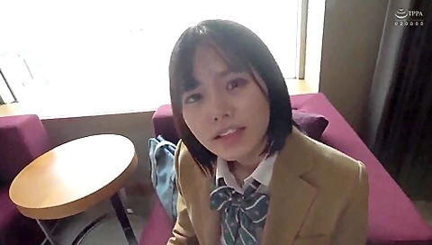 250405制服のニコちゃんをズコバコしたやつf