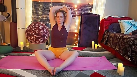 Goddess Aurora Willows Yoga 48