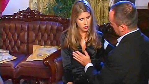 Classy Hookers Priscila And Jennifer Assfucking