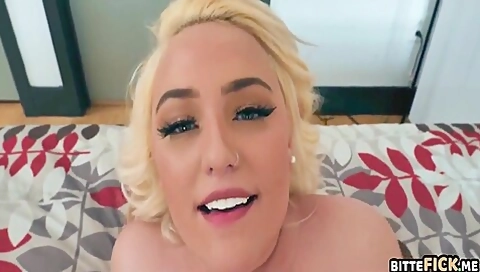 Blonde Chubby Girl Deepthroat And Fucked End With Creampie