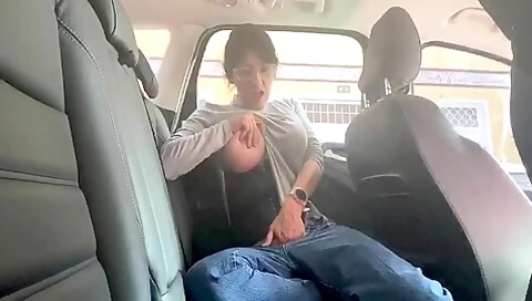 Car Boobs And Pussy Flash 3