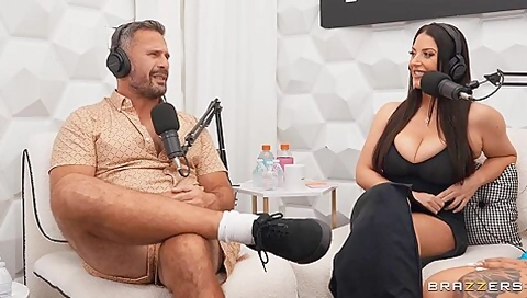 Orgy With Bbws Angela White And Connie Perignon