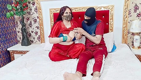 Beautiful Pakistani Milf With Huge Boobs Romantic Sex With Her Boyfriend